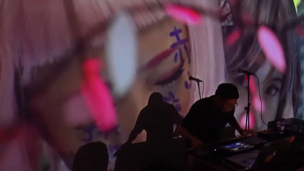 Howie Lee Live Set, SuperSento feat. Cripta747, Cripta747, Torino, 2018 (video: Paynomindtous) - courtesy Cripta747